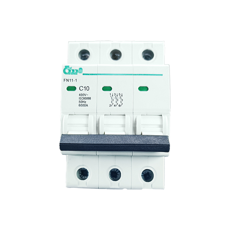 c10 کلید مینیاتوری سه فاز 10 آمپر